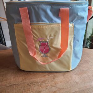 Thirty One Round About Cooler Thermal Bag Embroidered Color‎ Block NEW 14" x 15"